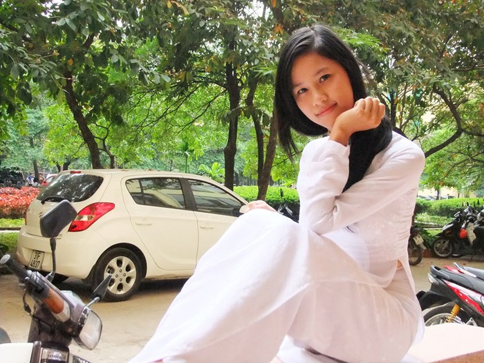 Trần Thị Quỳnh Trang hiện là sinh viên năm thứ 3 Khoa Quốc tế học của trường ĐH Khoa học xã hội và Nhân văn, ĐHQGHN